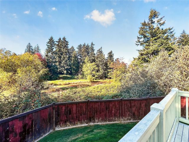 24428 118th Court SE, Kent, WA 98030