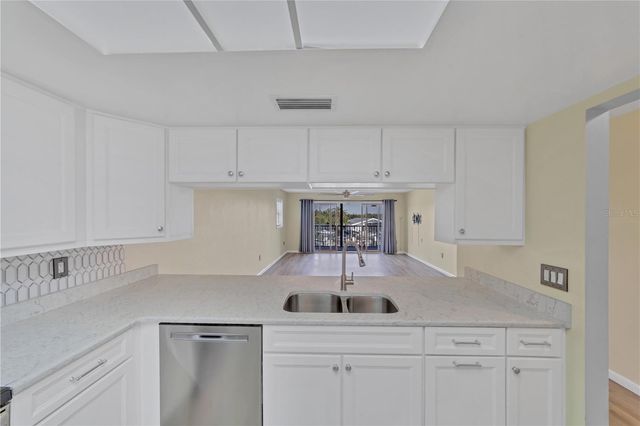 515 LEFFINGWELL AVENUE 116, Ellenton, FL 34222