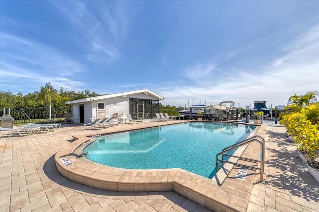 515 LEFFINGWELL AVENUE 116, Ellenton, FL 34222