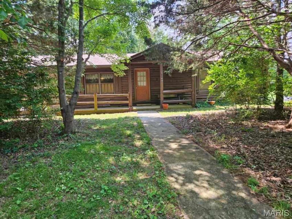 1169 San Juan Drive, Edwardsville, IL 62025