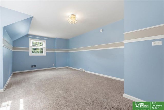 2006 S 91st Street, Omaha, NE 68124