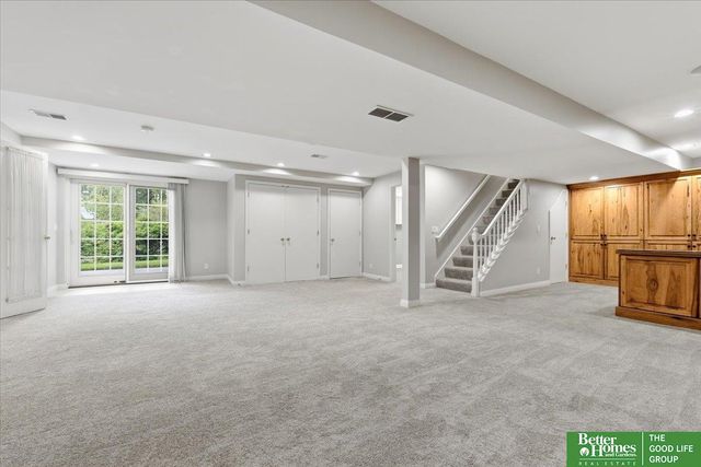 2006 S 91st Street, Omaha, NE 68124