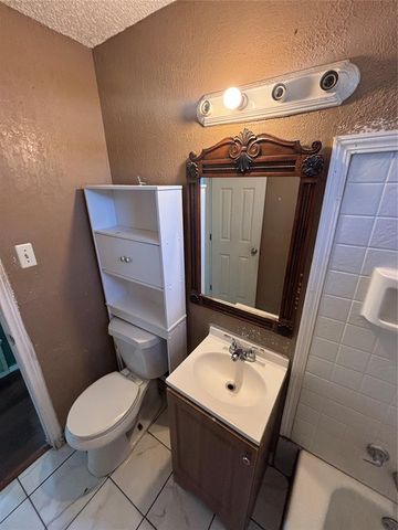 1411 NW Hoover Avenue, Lawton, OK 73507