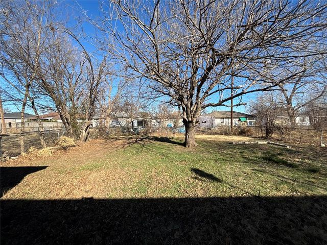 1411 NW Hoover Avenue, Lawton, OK 73507