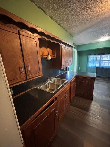 1411 NW Hoover Avenue, Lawton, OK 73507