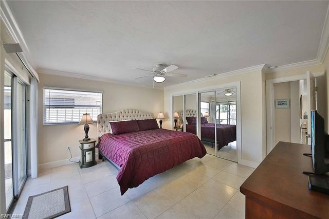 671 98th AVE N, Naples, FL 34108