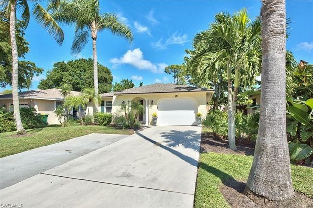 671 98th AVE N, Naples, FL 34108