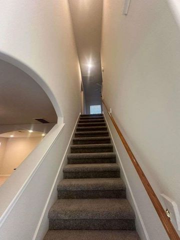 127 W Burberry Circle, Conroe, TX 77384