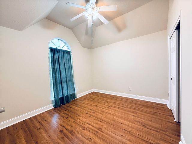 16927 Tower Ridge, Friendswood, TX 77546