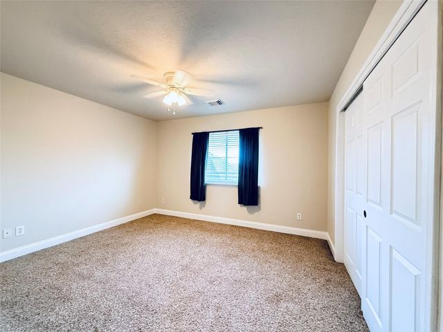 16927 Tower Ridge, Friendswood, TX 77546