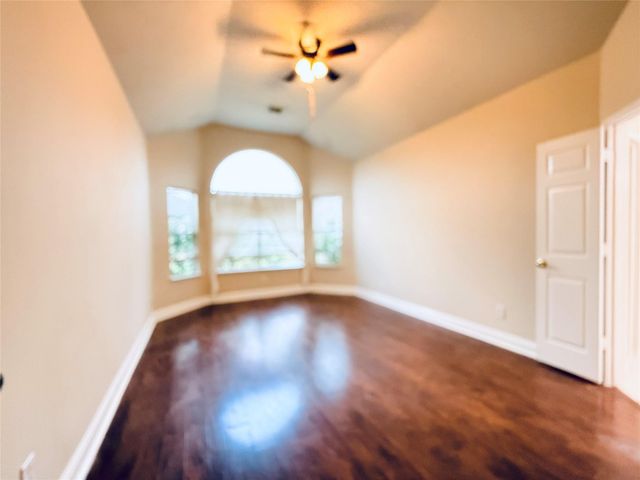16927 Tower Ridge, Friendswood, TX 77546