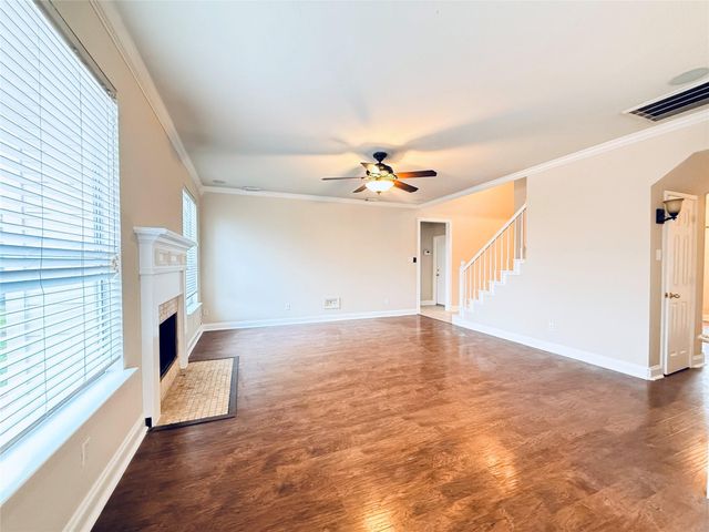 16927 Tower Ridge, Friendswood, TX 77546