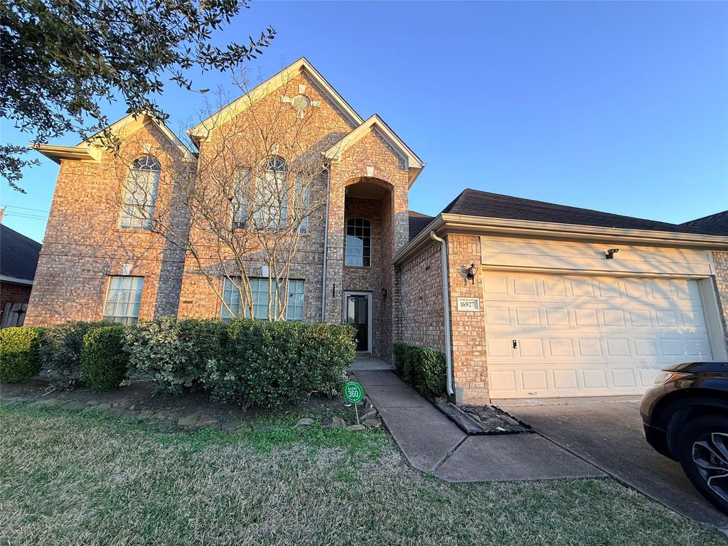 16927 Tower Ridge, Friendswood, TX 77546