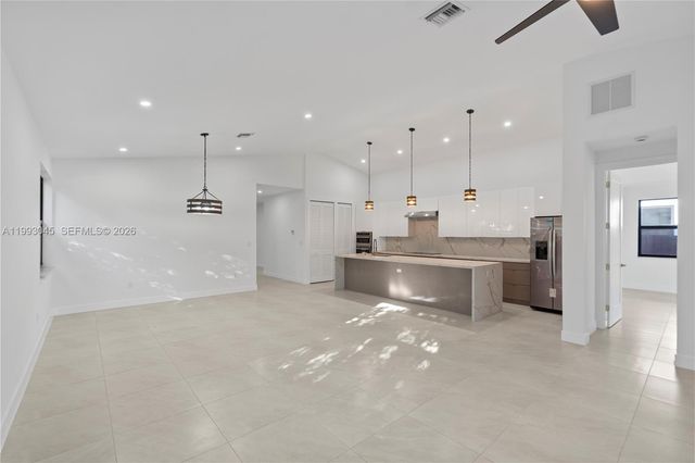 8570 SW 198th St -, Cutler Bay, FL 33189