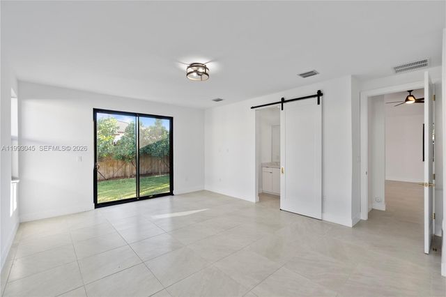 8570 SW 198th St -, Cutler Bay, FL 33189