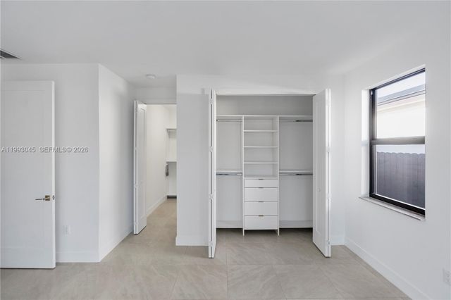 8570 SW 198th St -, Cutler Bay, FL 33189