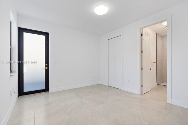 8570 SW 198th St -, Cutler Bay, FL 33189