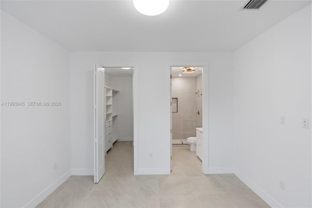 8570 SW 198th St -, Cutler Bay, FL 33189