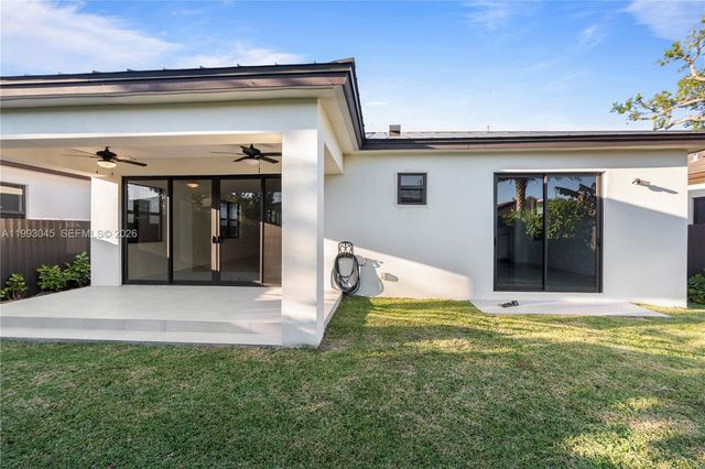 8570 SW 198th St -, Cutler Bay, FL 33189