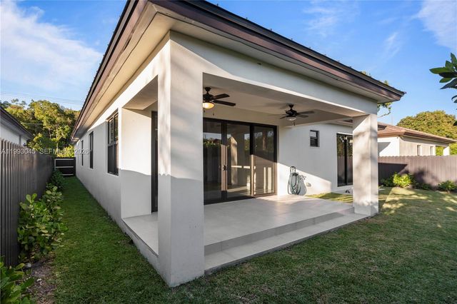 8570 SW 198th St -, Cutler Bay, FL 33189