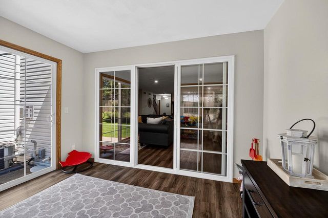 1026 Stonewood Crossing, Sun Prairie, WI 53590