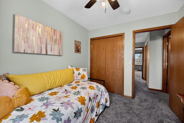 1026 Stonewood Crossing, Sun Prairie, WI 53590