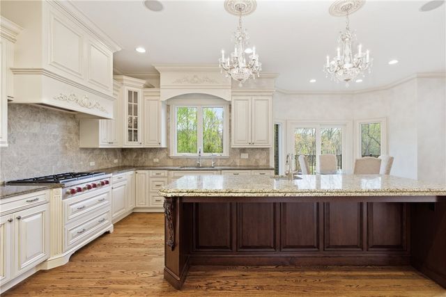 810 Chapel Hill Ct, Pine Twp, PA 15044