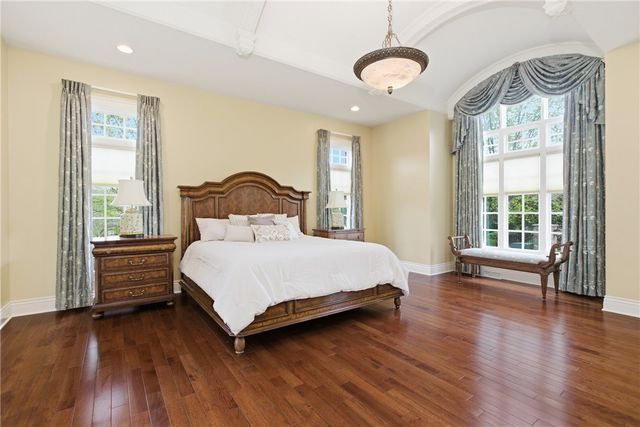 810 Chapel Hill Ct, Pine Twp, PA 15044
