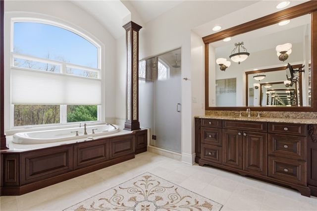 810 Chapel Hill Ct, Pine Twp, PA 15044