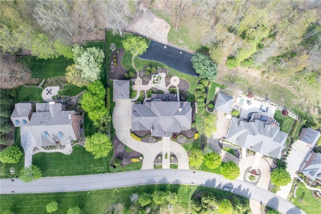 810 Chapel Hill Ct, Pine Twp, PA 15044