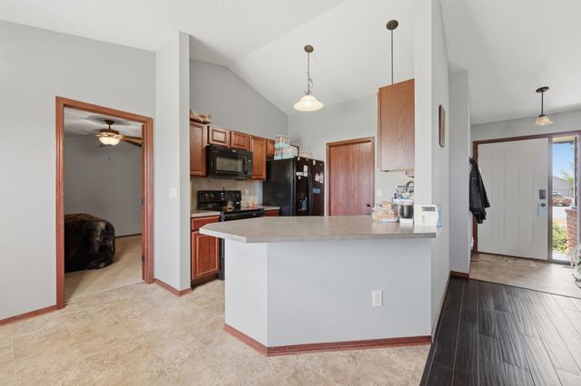 2102 E Lotus, Andover, KS 67002