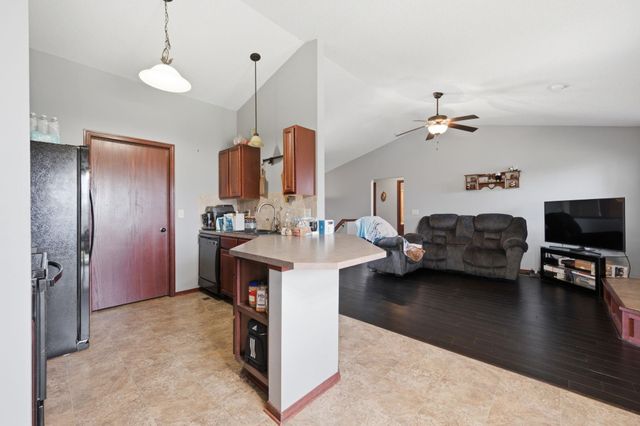 2102 E Lotus, Andover, KS 67002