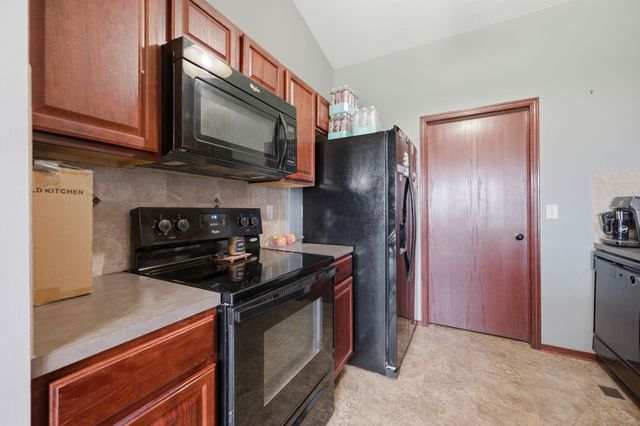 2102 E Lotus, Andover, KS 67002