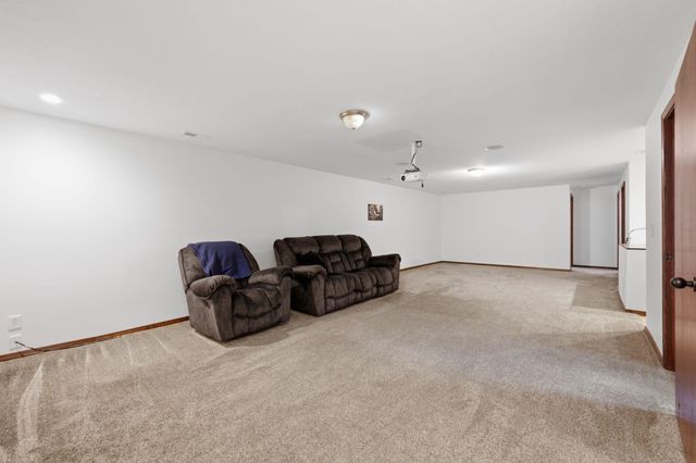 2102 E Lotus, Andover, KS 67002