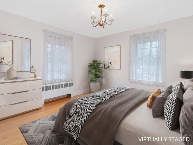 31 Oakledge Road, Waltham, MA 02452