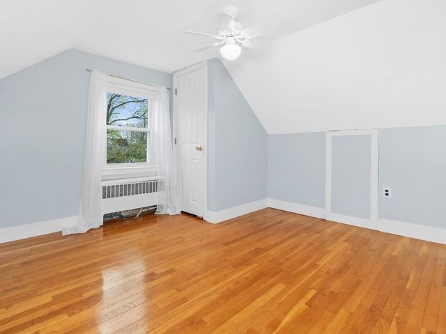 31 Oakledge Road, Waltham, MA 02452