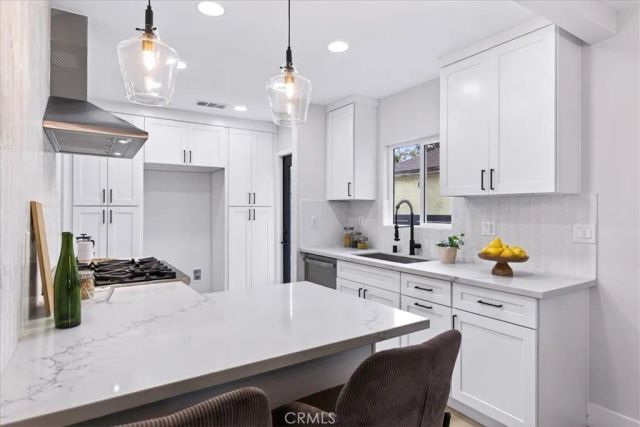 2622 S Bentley Avenue, Los Angeles, CA 90064