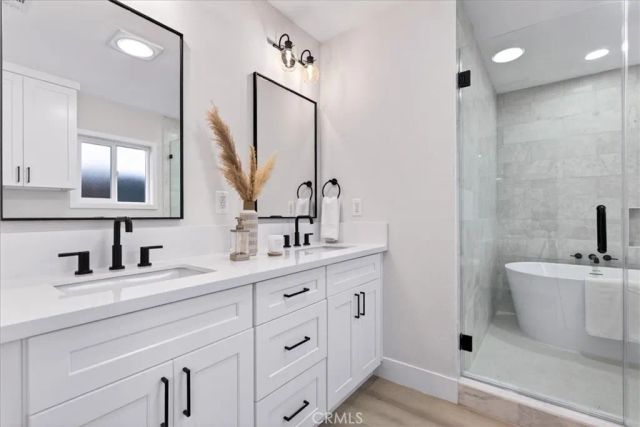 2622 S Bentley Avenue, Los Angeles, CA 90064