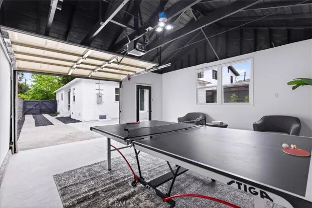 2622 S Bentley Avenue, Los Angeles, CA 90064