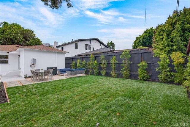 2622 S Bentley Avenue, Los Angeles, CA 90064