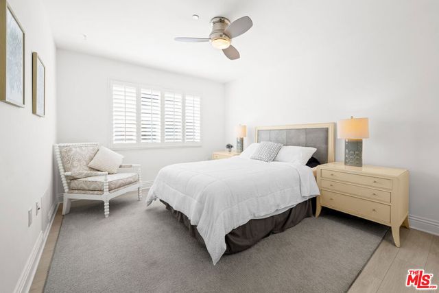 3000 Grand Canal, Venice, CA 90291