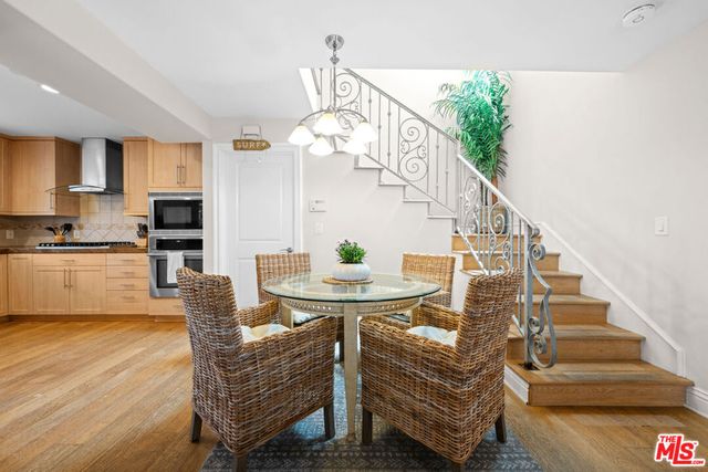 3000 Grand Canal, Venice, CA 90291