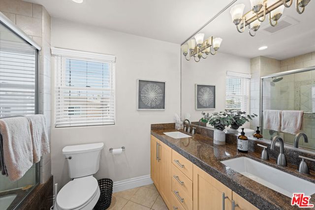 3000 Grand Canal, Venice, CA 90291