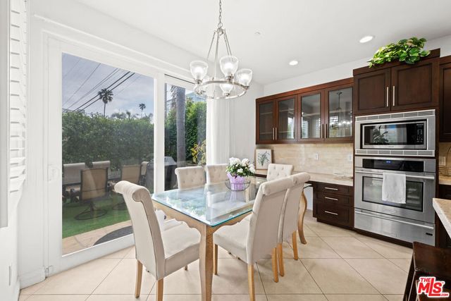 3000 Grand Canal, Venice, CA 90291