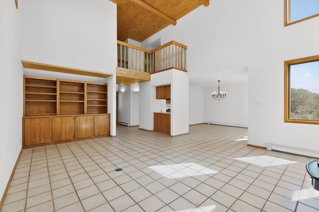 2 Toltec Road, Santa Fe, NM 87505