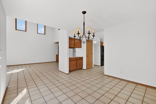 2 Toltec Road, Santa Fe, NM 87505