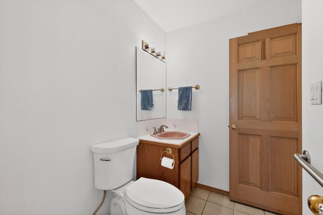 2 Toltec Road, Santa Fe, NM 87505