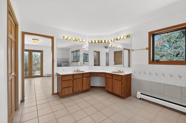 2 Toltec Road, Santa Fe, NM 87505