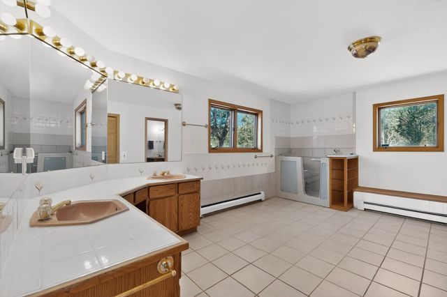 2 Toltec Road, Santa Fe, NM 87505