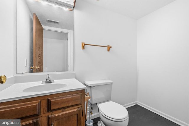 7 BRIARLEAF CT, Baltimore, MD 21228